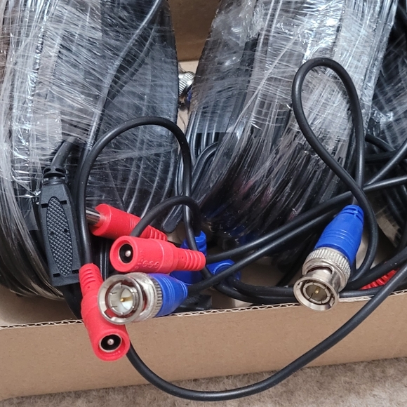 Security Camera Waterproof Outdoor Night Vision Wi - Picture 3 of 8